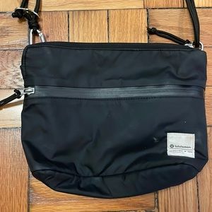 Lululemon crossbody Bag